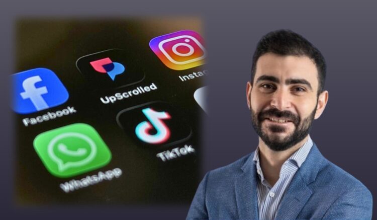 تطبيق UpScrolled