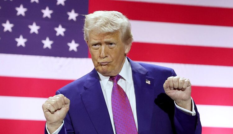 الرئيس الأميركي دونالد ترامب خلال تصريح حول إلغاء ضربة عسكرية ضد إيران